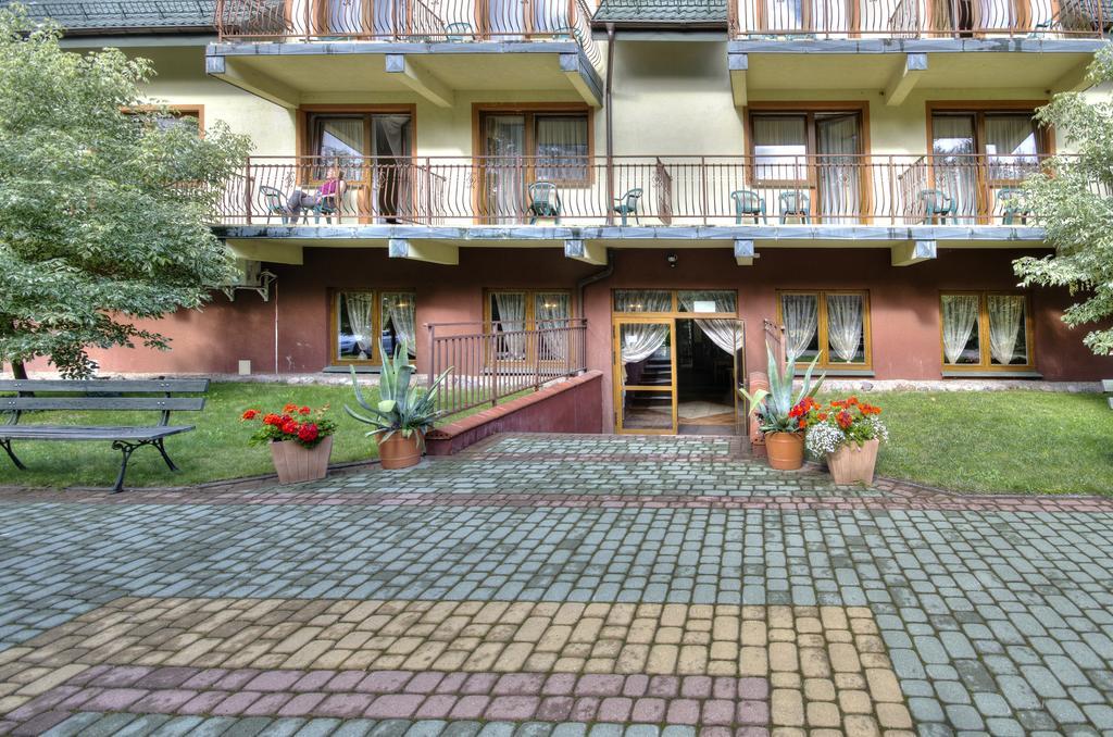Augustowia Hotel Exterior foto