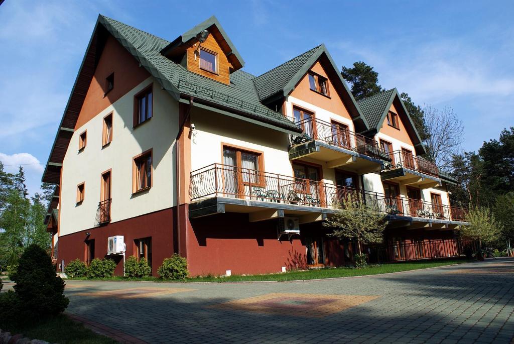Augustowia Hotel Exterior foto
